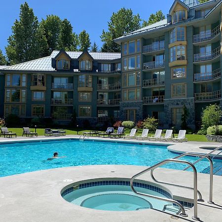 Spring Summer Special Cascade Lodge Suite Wifi 2 Hot Tubs Pool Gym Sauna Ski & Bike Storage Room 惠斯勒 外观 照片