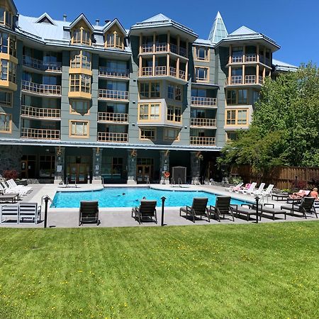 Spring Summer Special Cascade Lodge Suite Wifi 2 Hot Tubs Pool Gym Sauna Ski & Bike Storage Room 惠斯勒 外观 照片