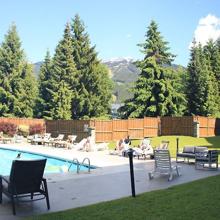 Spring Summer Special Cascade Lodge Suite Wifi 2 Hot Tubs Pool Gym Sauna Ski & Bike Storage Room 惠斯勒 外观 照片